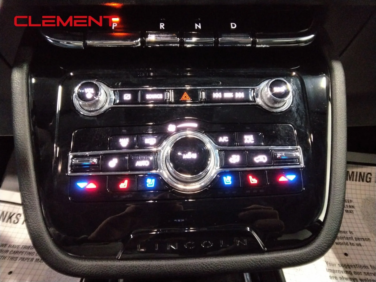 Used 2021 Black Lincoln Grand Touring image 22