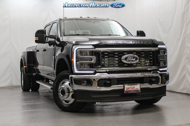 2027 Ford Super Duty F-350® Lariat®