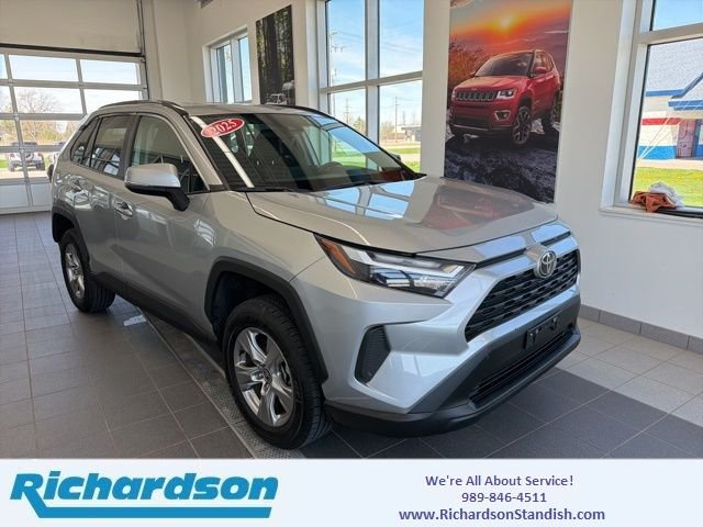 2025 Toyota RAV4 XLE AWD's photo