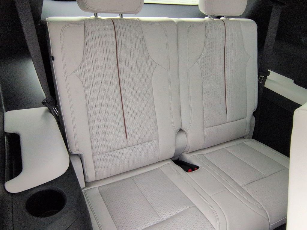 2026 Cadillac VISTIQ Sport - Photo 42