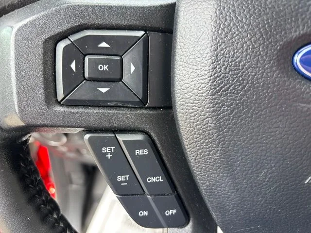 Used 2020 Red Ford XLT image 24