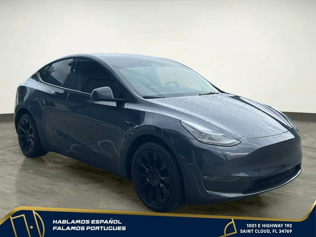 Used 2024  Tesla Long Range image 8