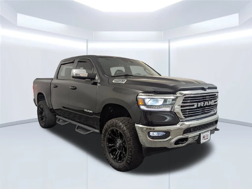 Used 2023 Black Ram Laramie image 22