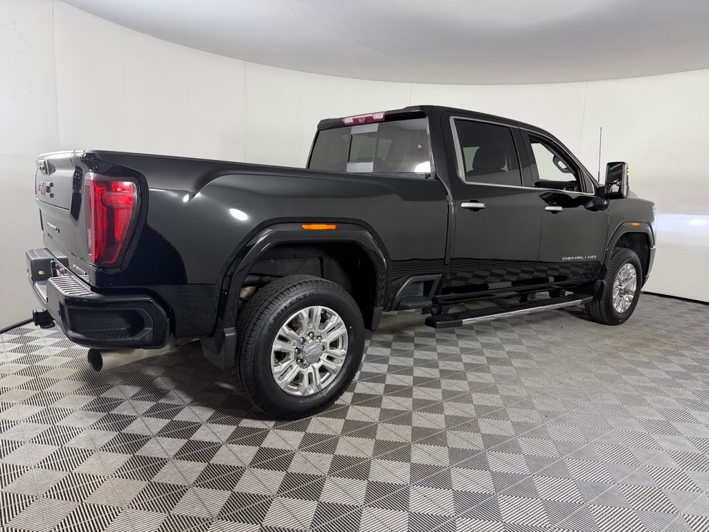 Used 2023 Black GMC Denali image 7