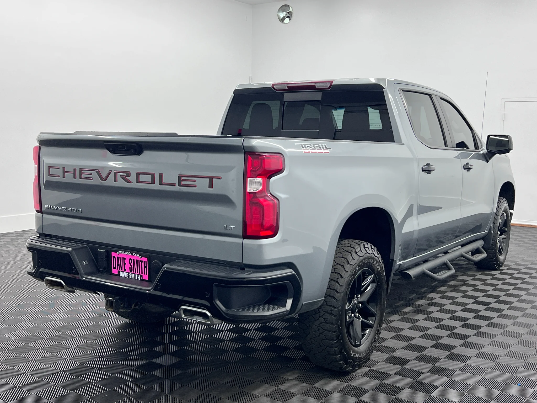 Used 2024 Sterling Gray Metallic Chevrolet LT Trail Boss image 6