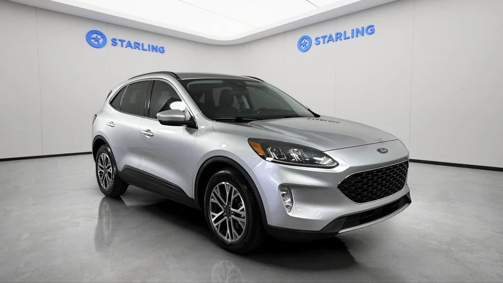 Used 2020 Silver Ford SEL image 14