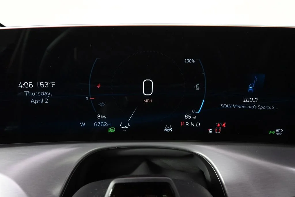 2026 Cadillac VISTIQ Sport - Photo 26