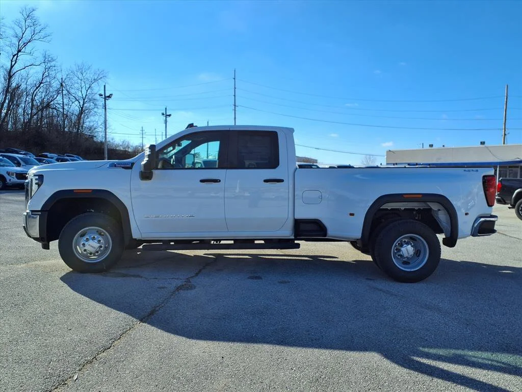 2026 GMC Sierra 3500HD Pro - Photo 24