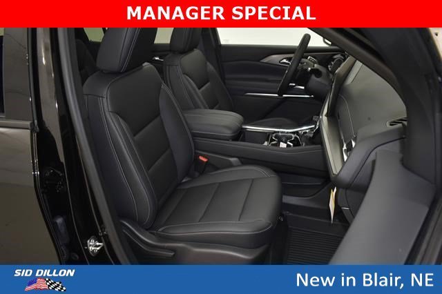 New 2026 Mosaic Black Metallic Chevrolet LT image 9