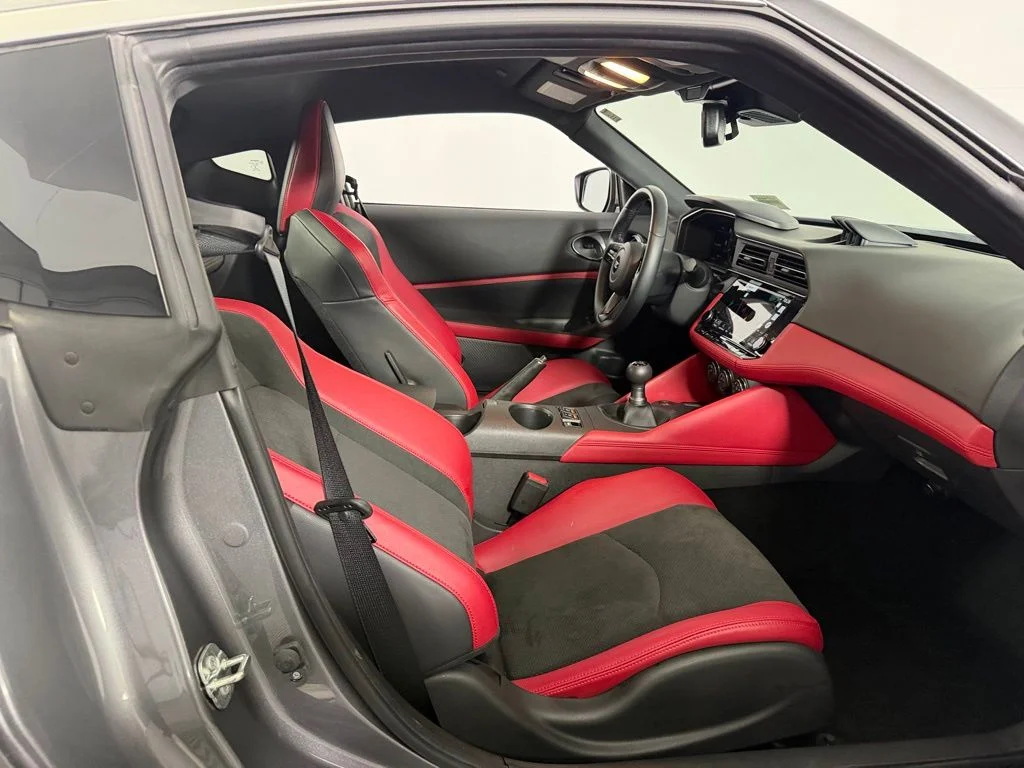 Used 2025 Gray Nissan Performance image 33