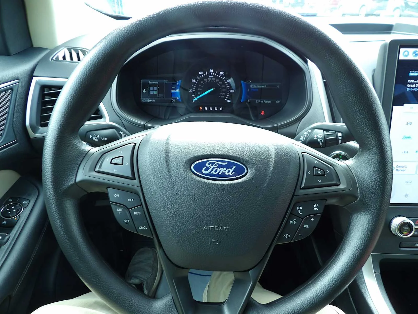 2024 Ford Edge SE - Photo 16