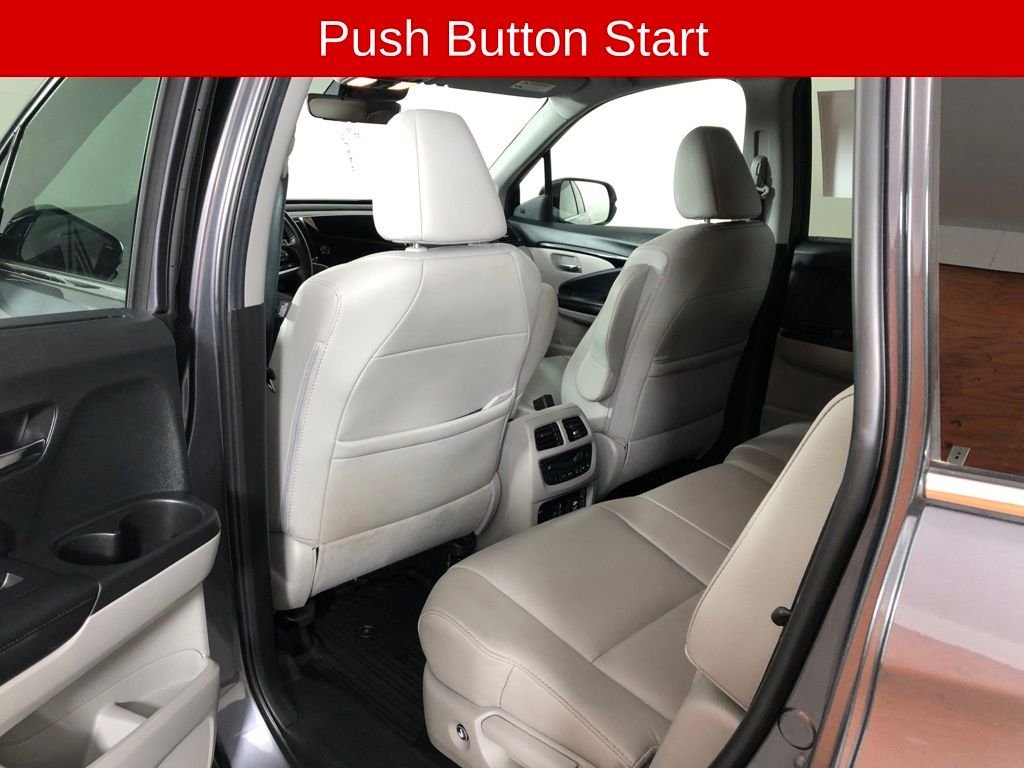 Used 2022 Gray Honda Touring image 11