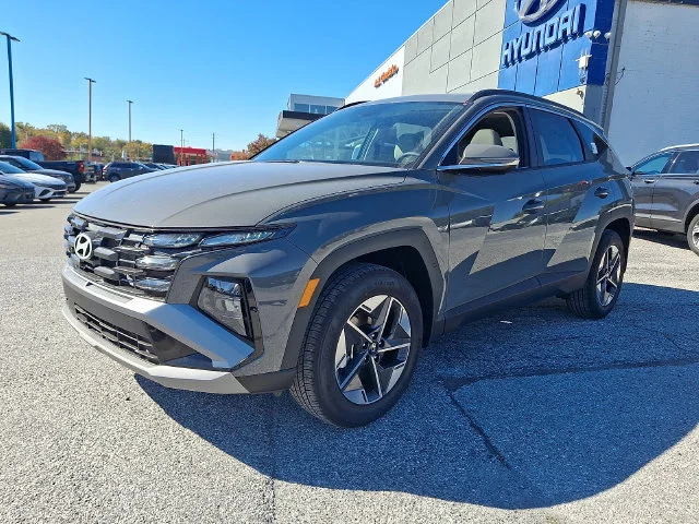 New 2026 Gray Hyundai SEL Premium image 2