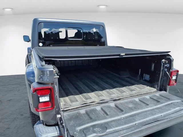 Used 2021 Gray Jeep Sport image 11