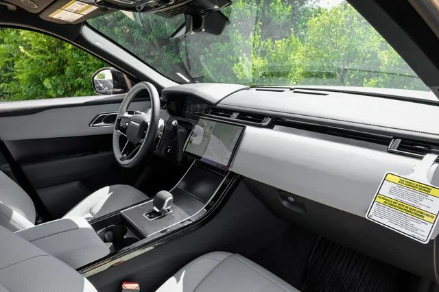 New 2026 Gold Land Rover Dynamic SE image 19