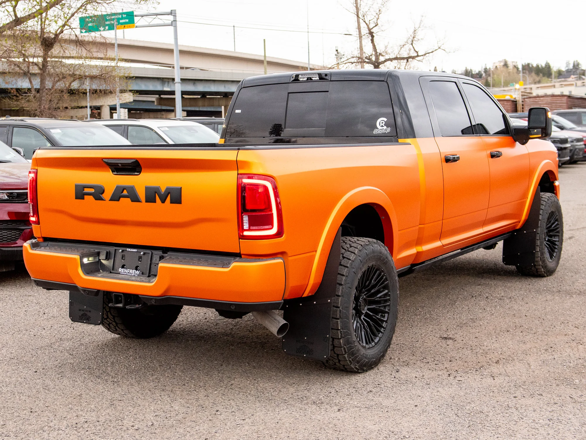 Used 2026 Black RAM Limited* Mega Cab, 2 Inch Lift, 35 Inch Tires, Fuel Wheels image 10