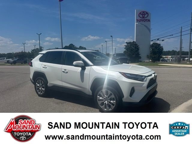 2022 Toyota RAV4 XLE Premium