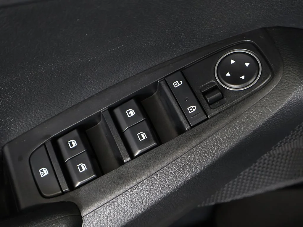 Used 2023 Black Kia LX image 33