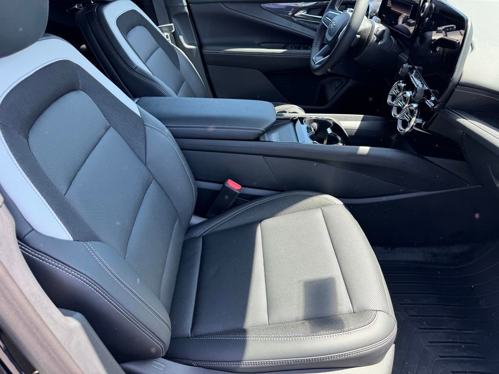 2026 Chevrolet Blazer EV LT - Photo 8