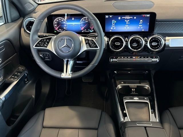 New 2026 Polar White Mercedes-Benz GLB 250 image 57