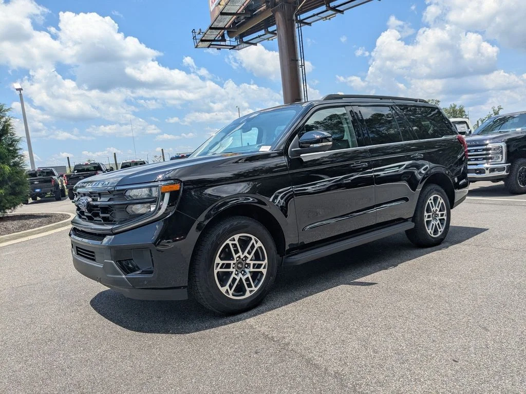 New 2026 Agate Black Metallic Ford Active image 8