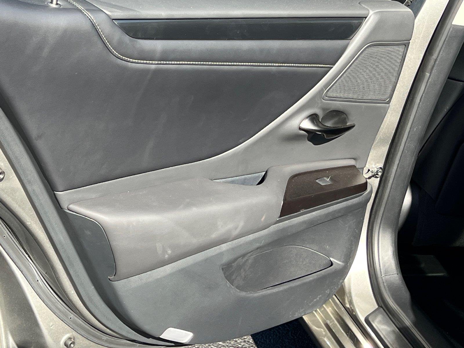Used 2019 Atomic Silver Lexus ES 350 image 21