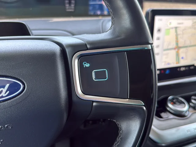 2025 Ford Expedition Platinum - Photo 16