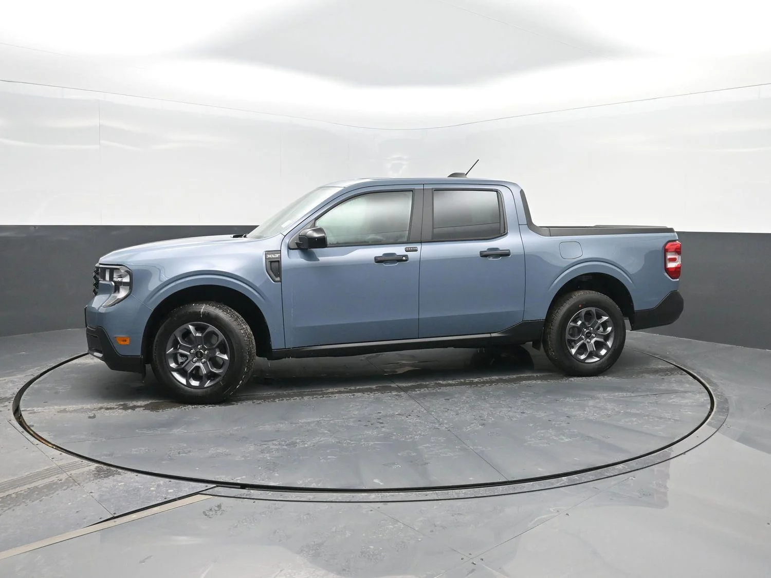 New 2026 Azure Gray Metallic Tri-Coat Ford XLT image 41