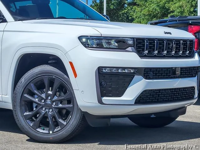 New 2026 Bright White Clearcoat Jeep Limited Reserve image 2