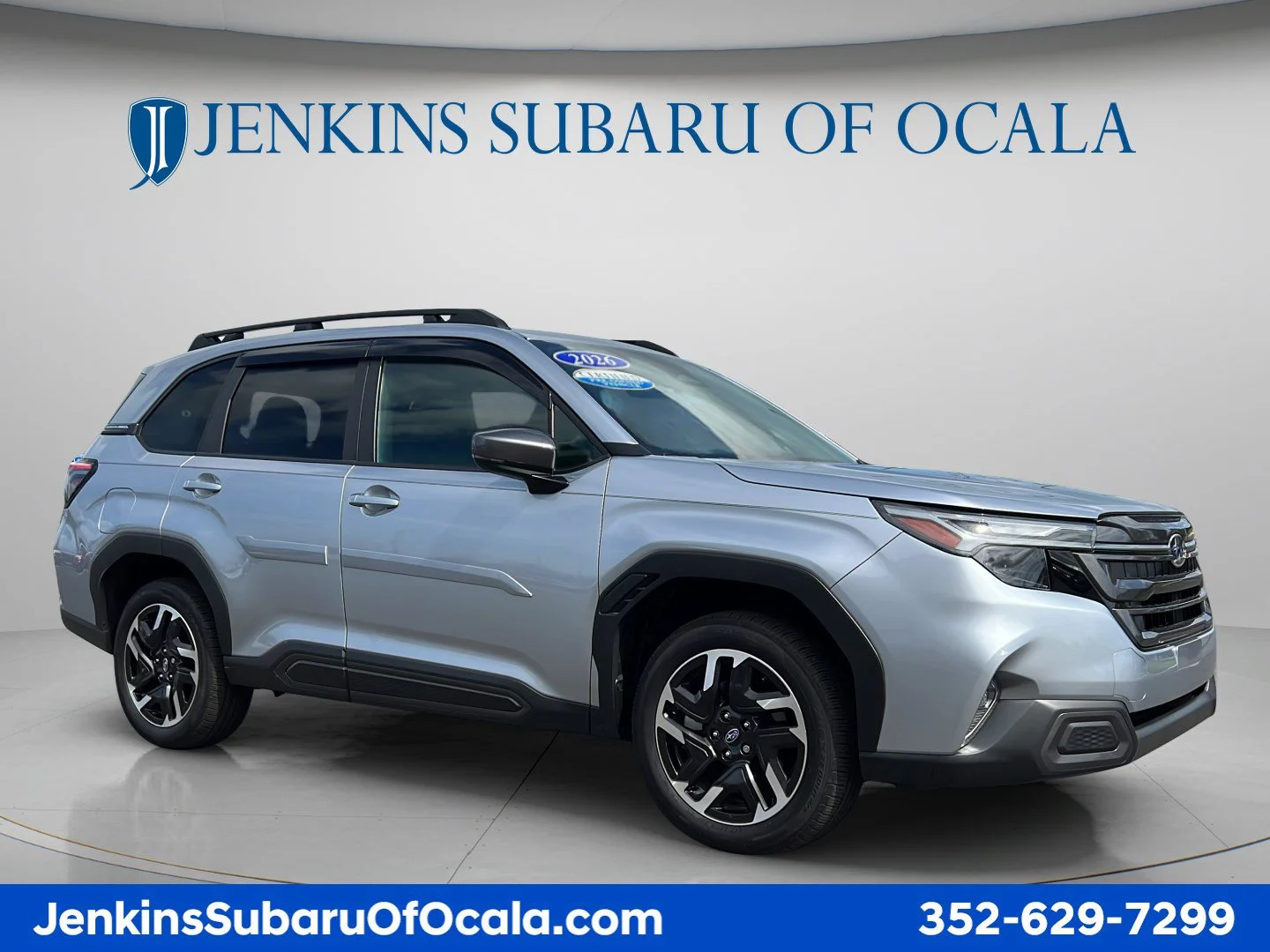 Used 2026 Ice Silver Metallic Subaru Limited image 1