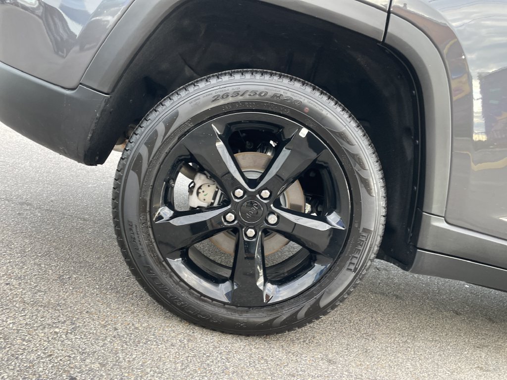 Used 2026 Gray Jeep Limited image 12