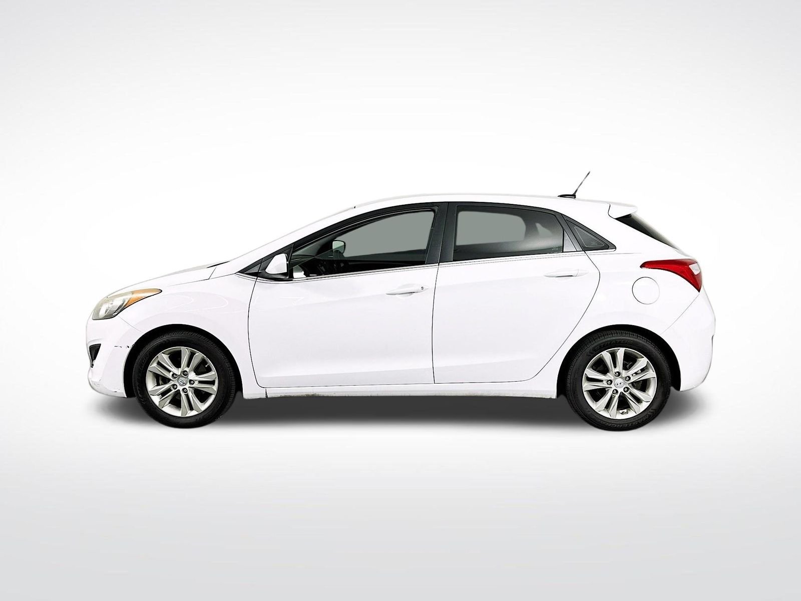 Used 2014 Monaco White Hyundai Base image 5