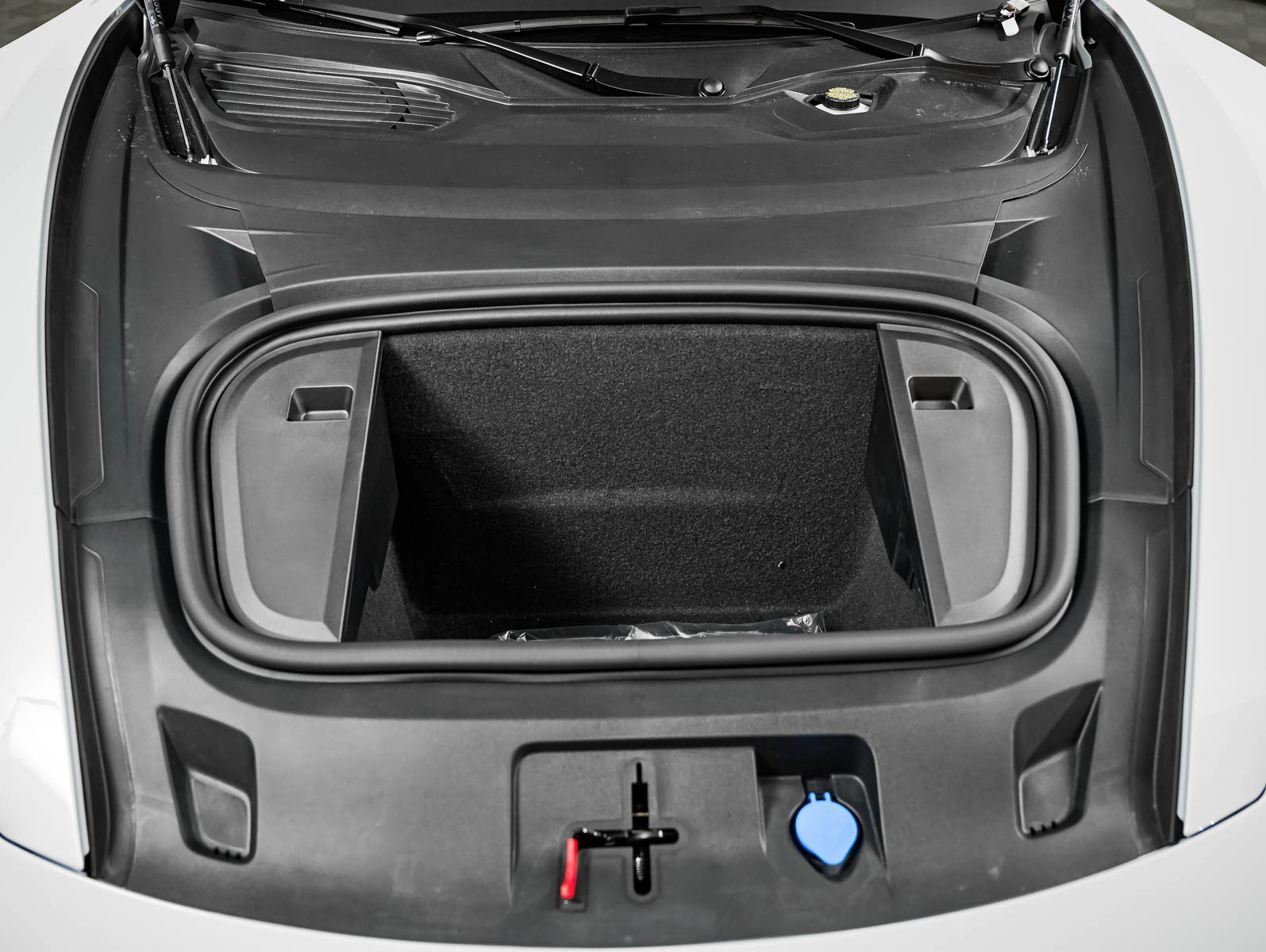 New 2026 ICE GREY Porsche 4S image 12