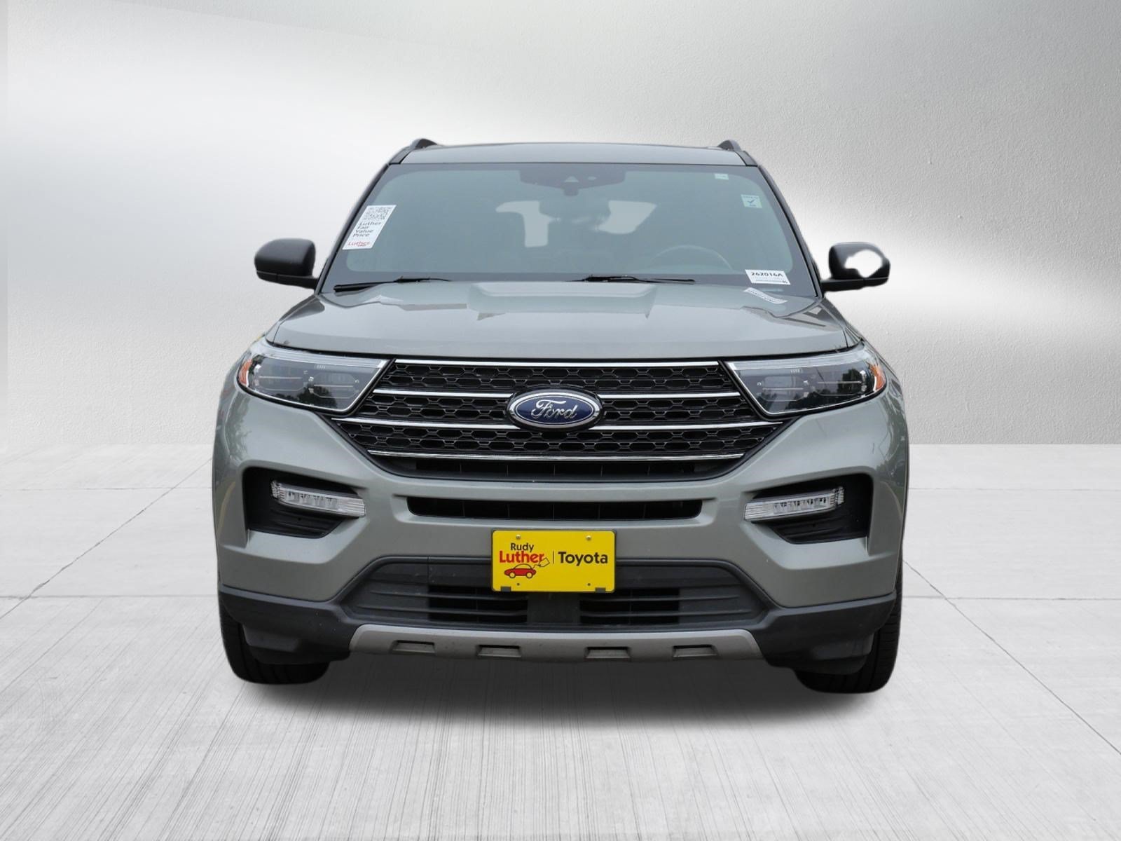 Used 2020 Ford Explorer XLT with VIN 1FMSK8DH4LGA53891 for sale in Golden Valley, Minnesota