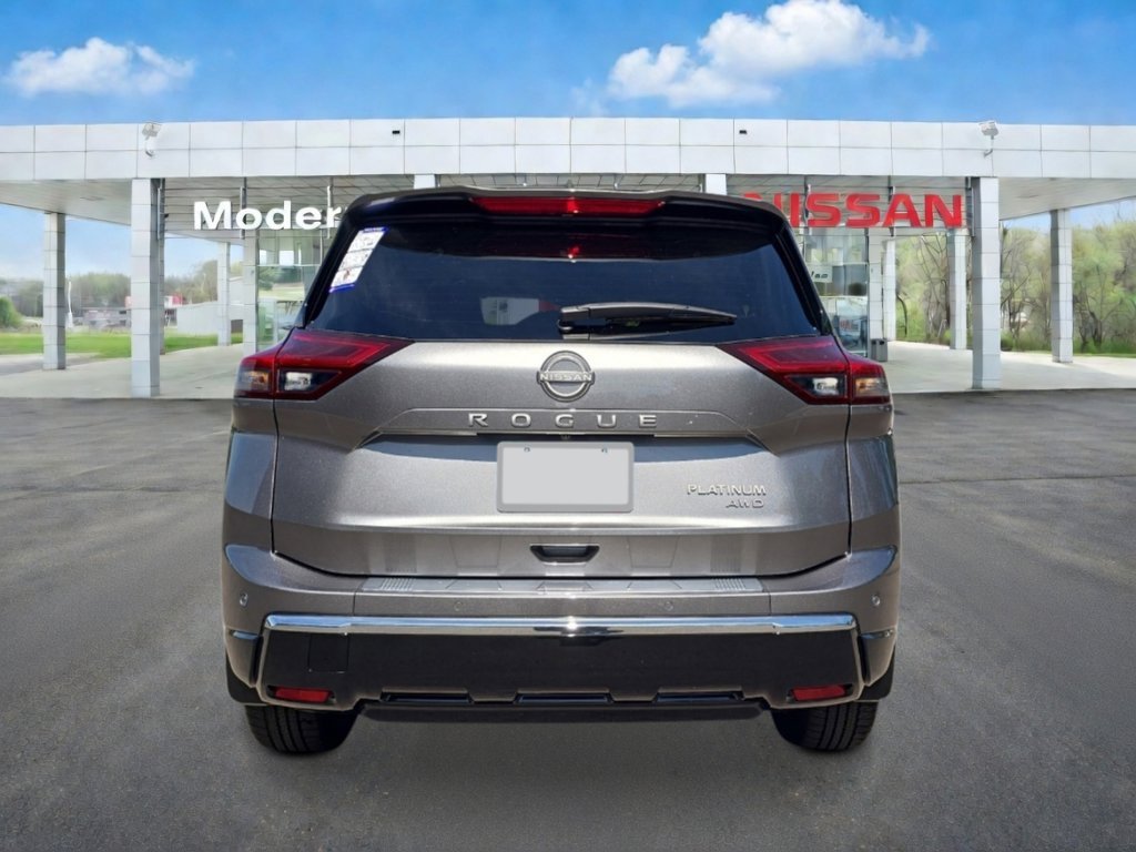 New 2026 Gun Metallic Nissan Platinum image 4