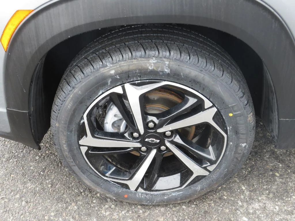Used 2023 Sterling Gray Metallic Chevrolet RS image 10