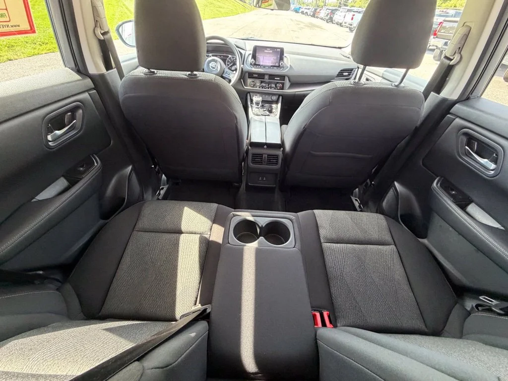 Used 2024 Gray Nissan SV image 49
