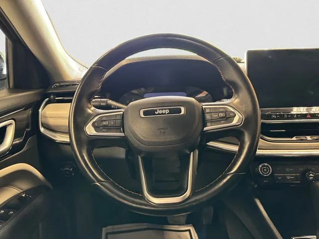 Used 2022 Gray Jeep Limited image 12