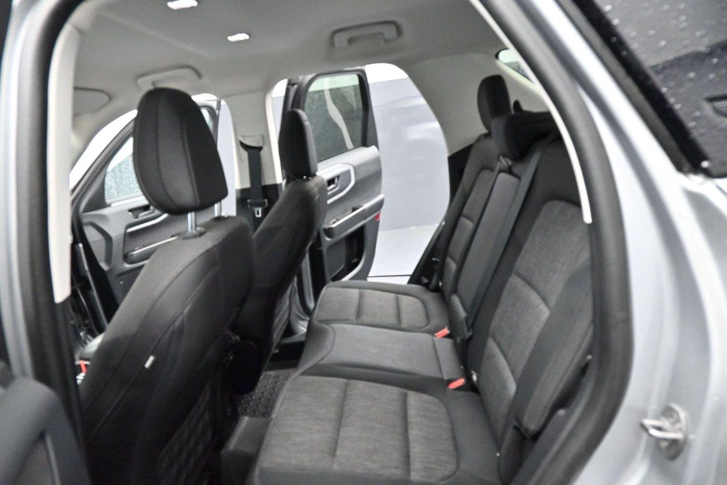 Used 2021 Iconic Silver Ford Big Bend image 29