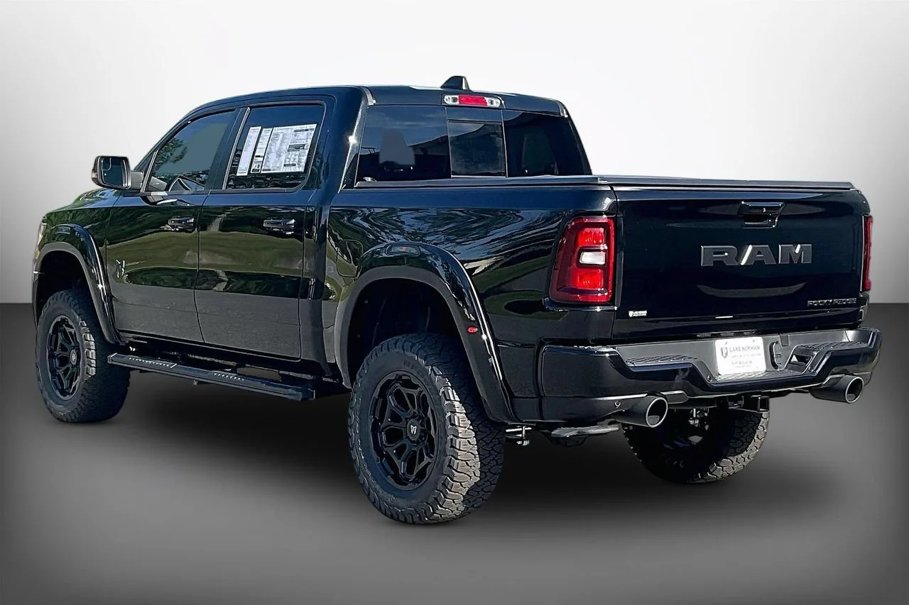 New 2026 Diamond Black Crystal Pearlcoat RAM Big Horn/Lone Star image 6