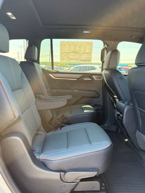 2027 GMC Acadia AT4 - Photo 18