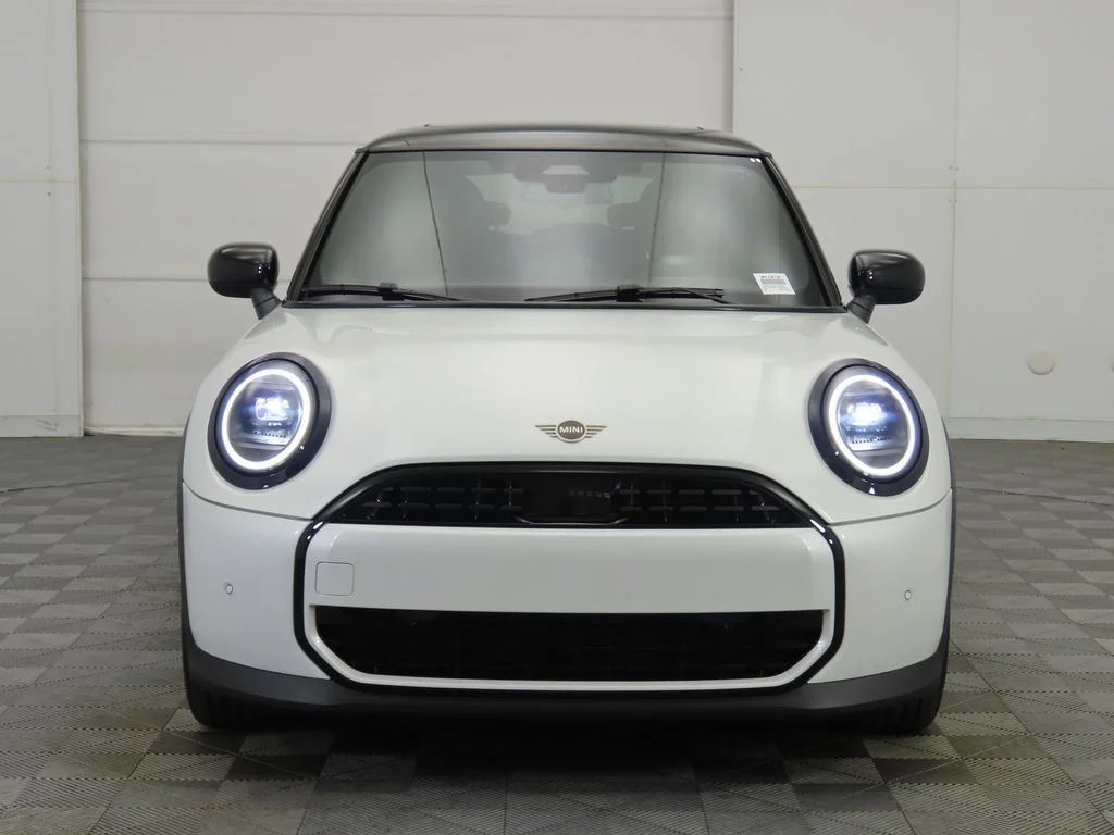 Certified Used 2026 Nanuq White Metallic MINI Signature Plus image 3