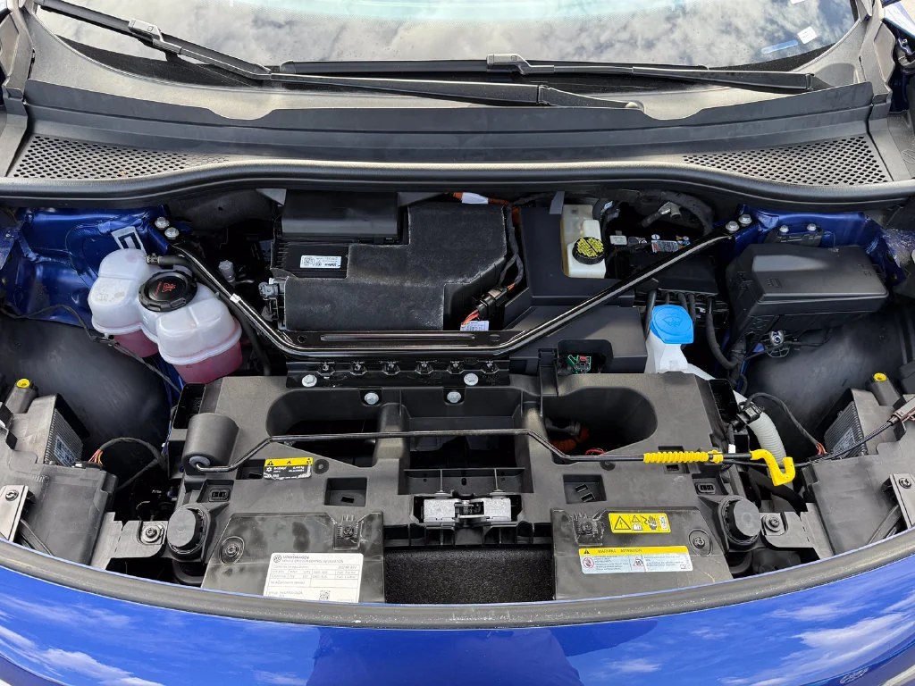 Used 2022  Volkswagen Pro S image 16