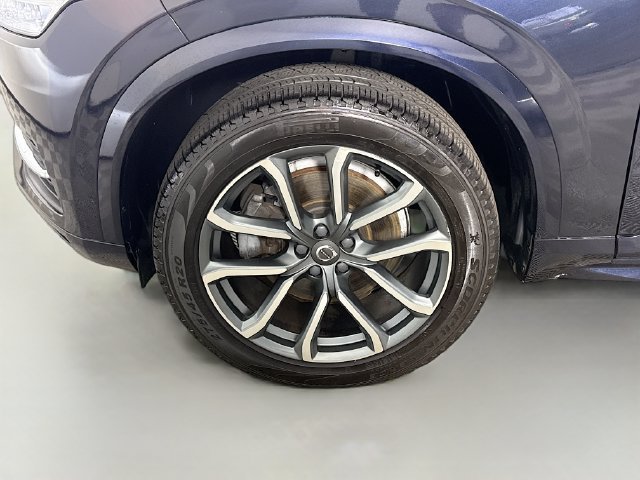 Used 2019 Magic Blue Metallic Volvo Momentum image 34