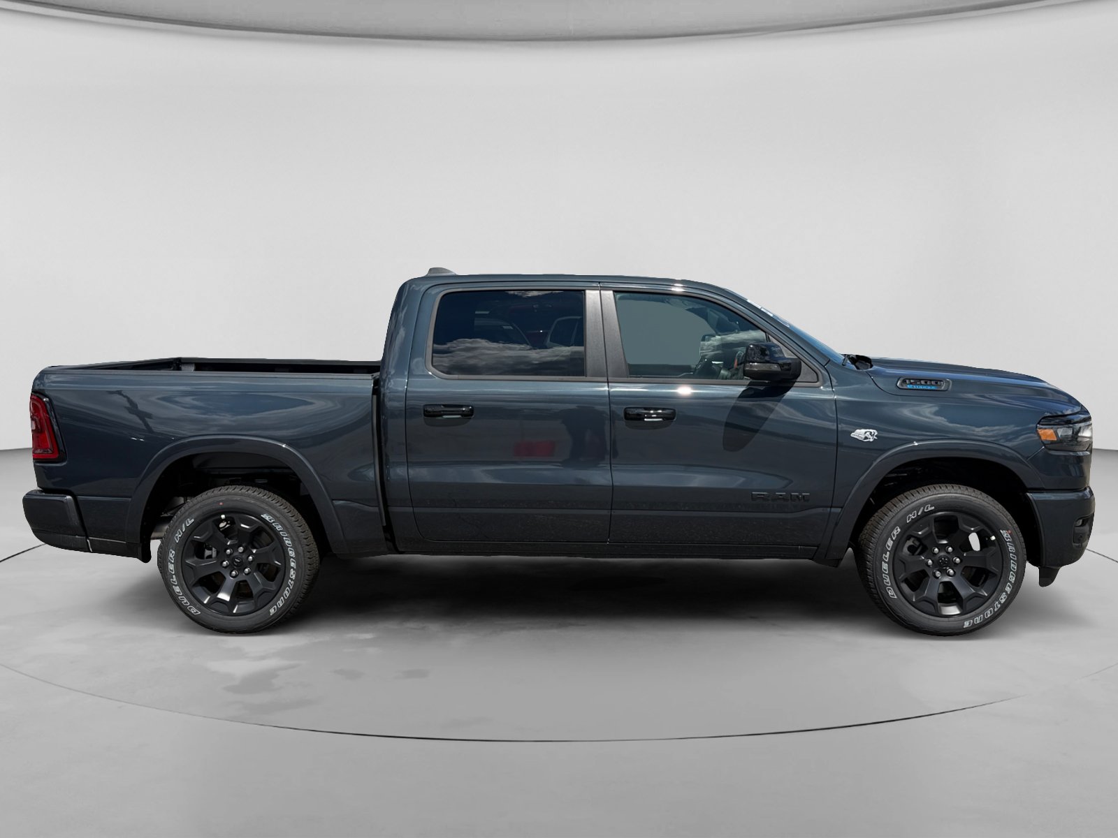 New 2026 Forged Blue Metallic Exterior Paint RAM Big Horn/Lone Star image 6