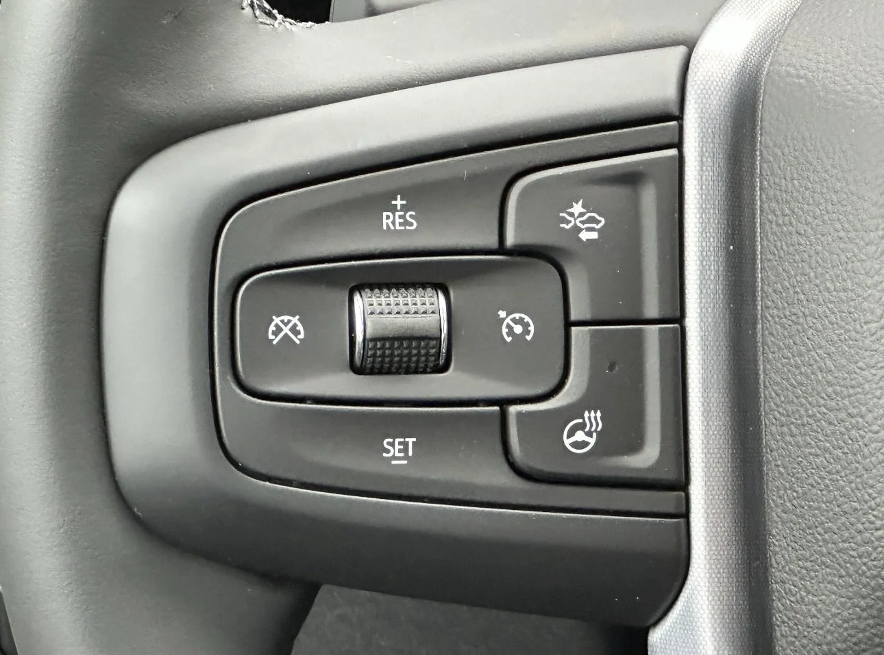 New 2026 Onyx Black GMC Elevation image 15