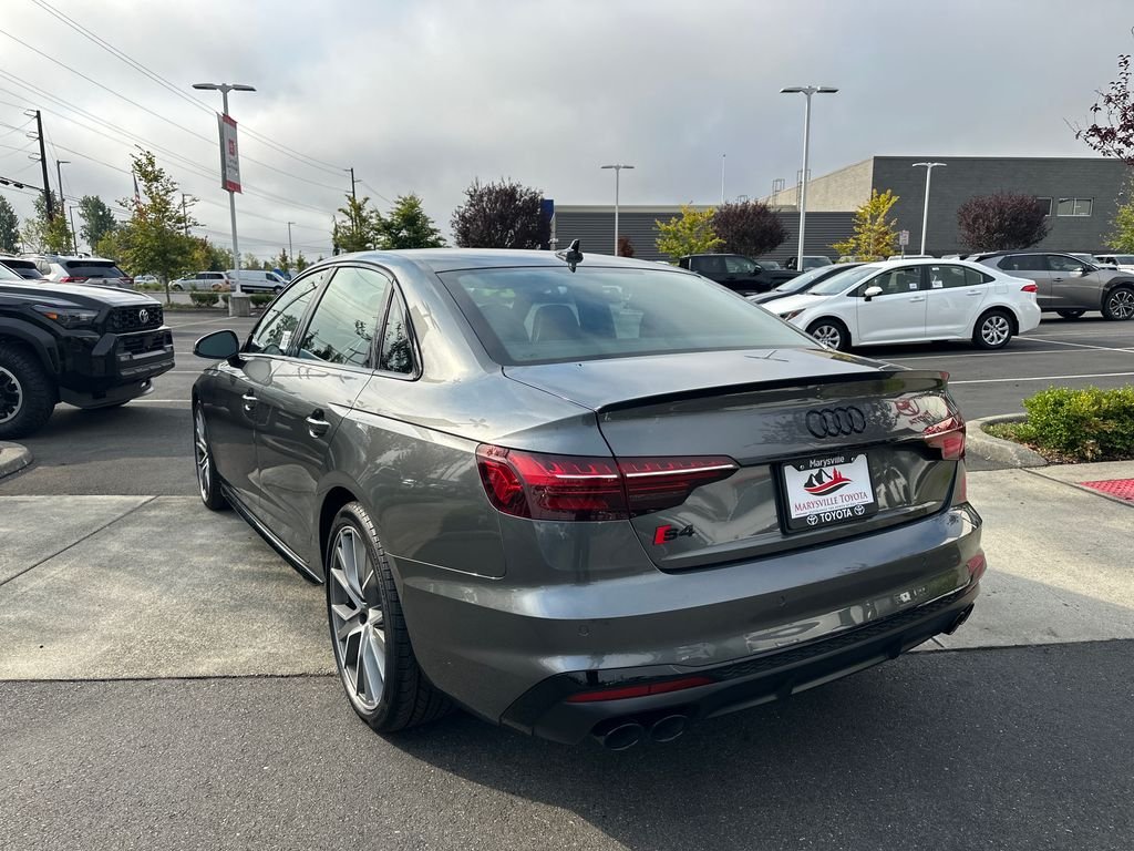 Used 2024 Daytona Gray Pearl Effect Audi 3.0T Premium Plus image 3
