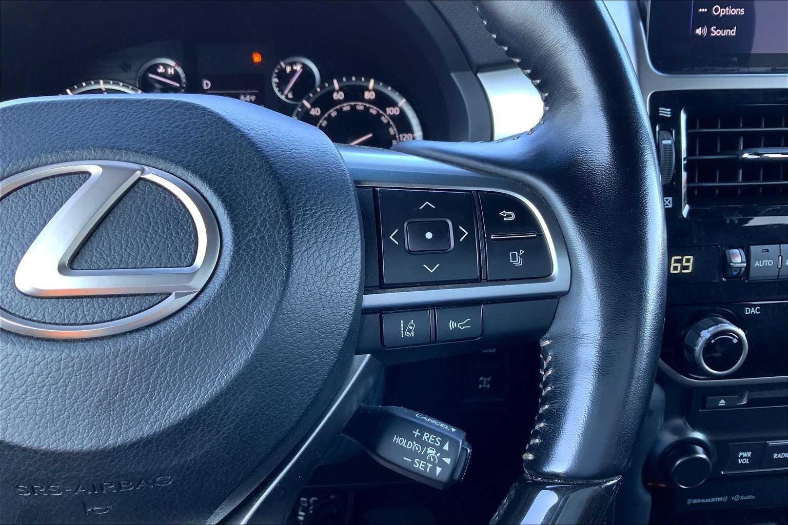 Used 2022 Nebula Gray Pearl Lexus Premium image 23