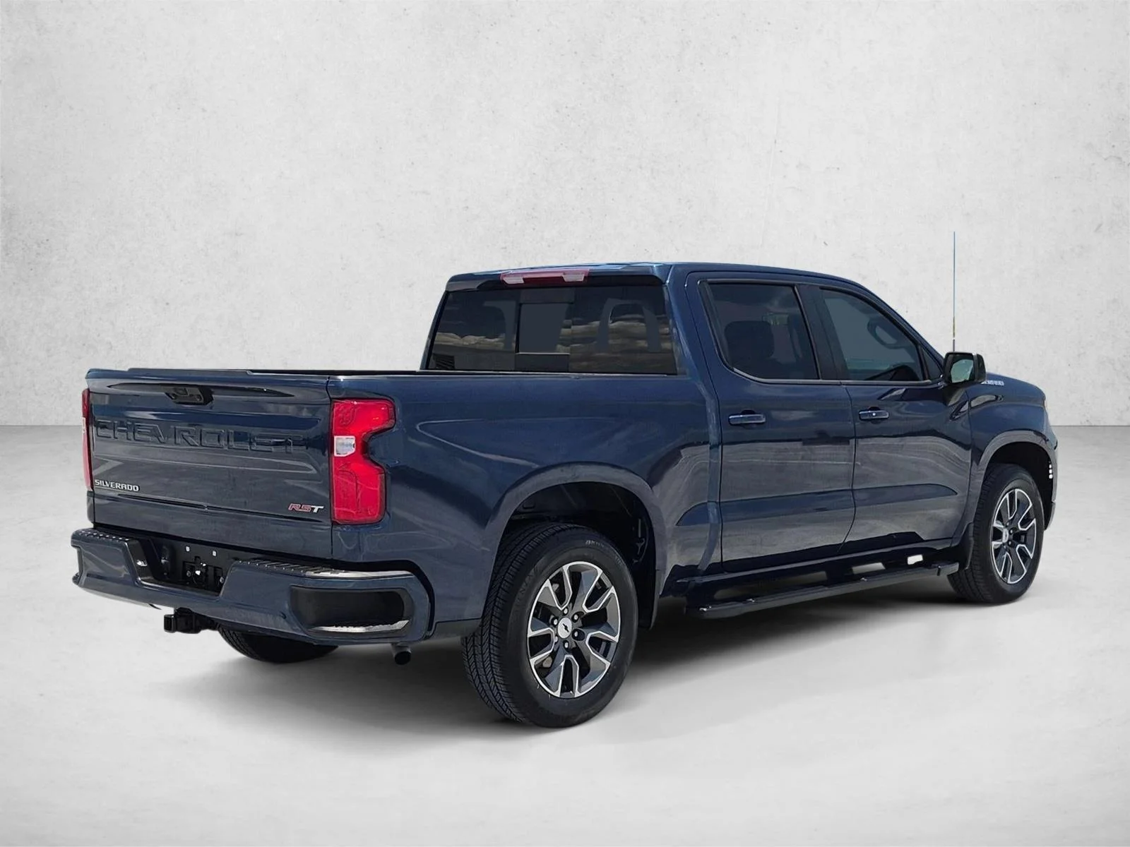Used 2023 Northsky Blue Metallic Chevrolet RST image 5
