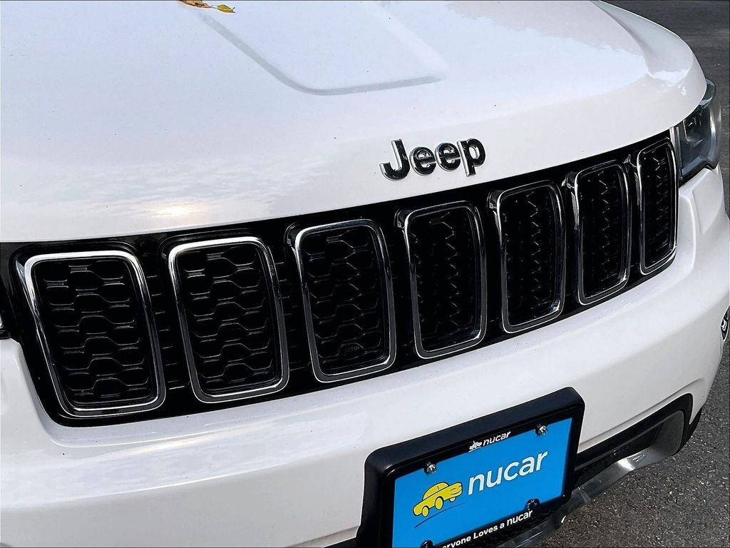 Used 2020 White Jeep Limited image 30
